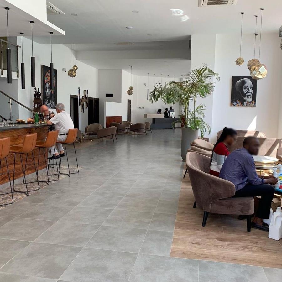 Hotel L'Adresse Dakar Esterno foto